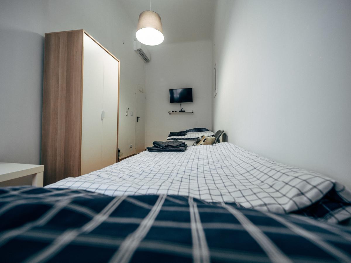 111 Hostel Budapest Exterior photo